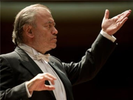 NY Philharmonic: Gergiev Conducts Rachmaninoff and Stravinsky