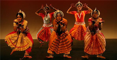 Trinayan Odissi Collective and Lotus Music & Dance