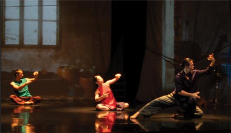 Akiko Kitamura: Cross Transit