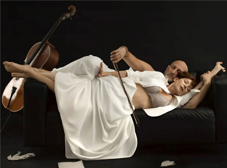 Beneath the Ice of the Vistula