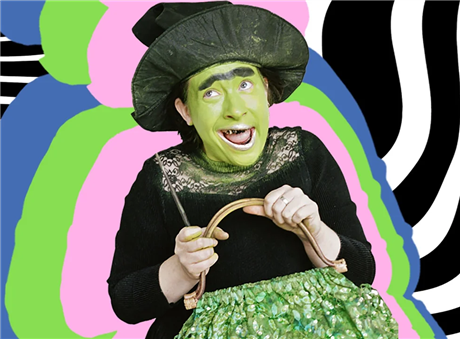 DeliaDelia! The Flat-Chested Witch!