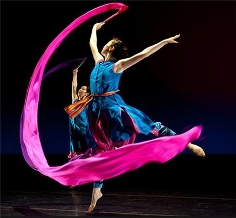 Nai-Ni Chen Dance Company